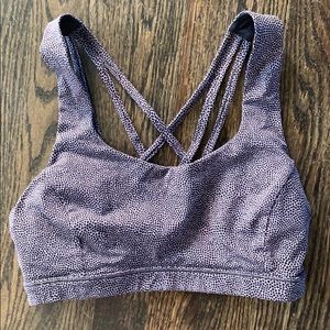 Lululemon sports bra